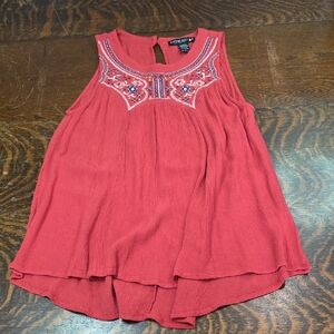 Living Doll Red Embroidered Boho Sleeveless Lightweight Casual Hi-Low hem Blouse
